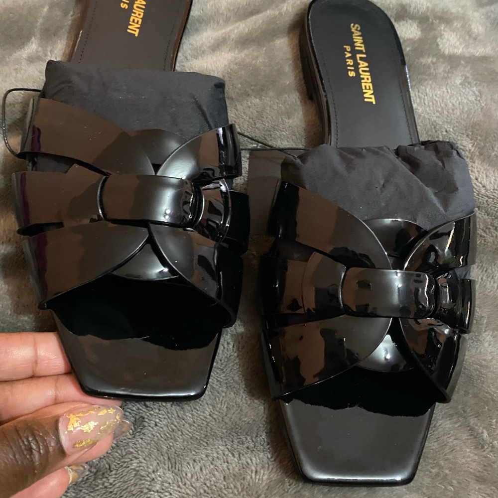 Saint Laurent Nu Pieds